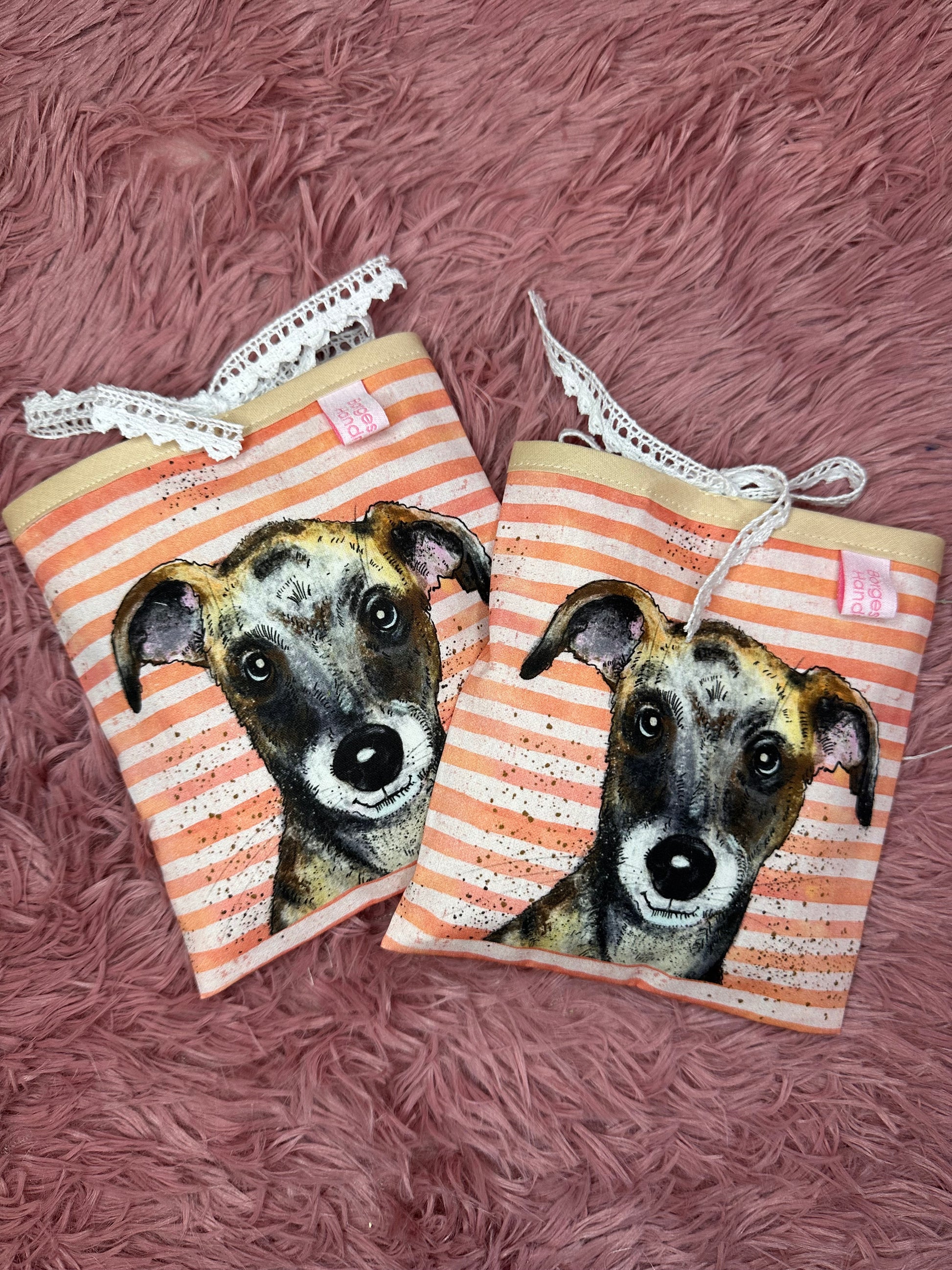 Traubenkern Pouch "Animals" Dog Chico