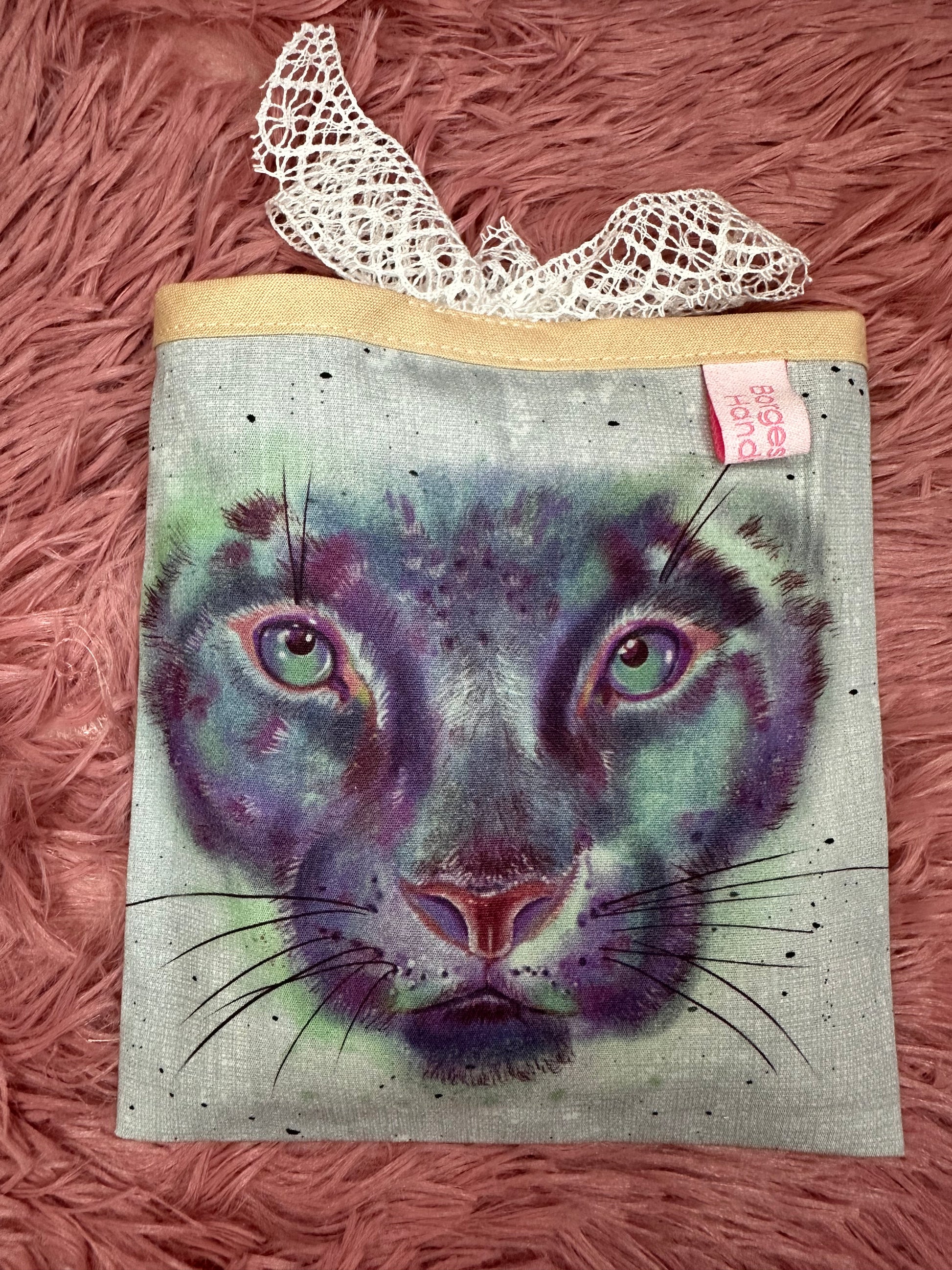 Traubenkern Pouch "Animals" Panther