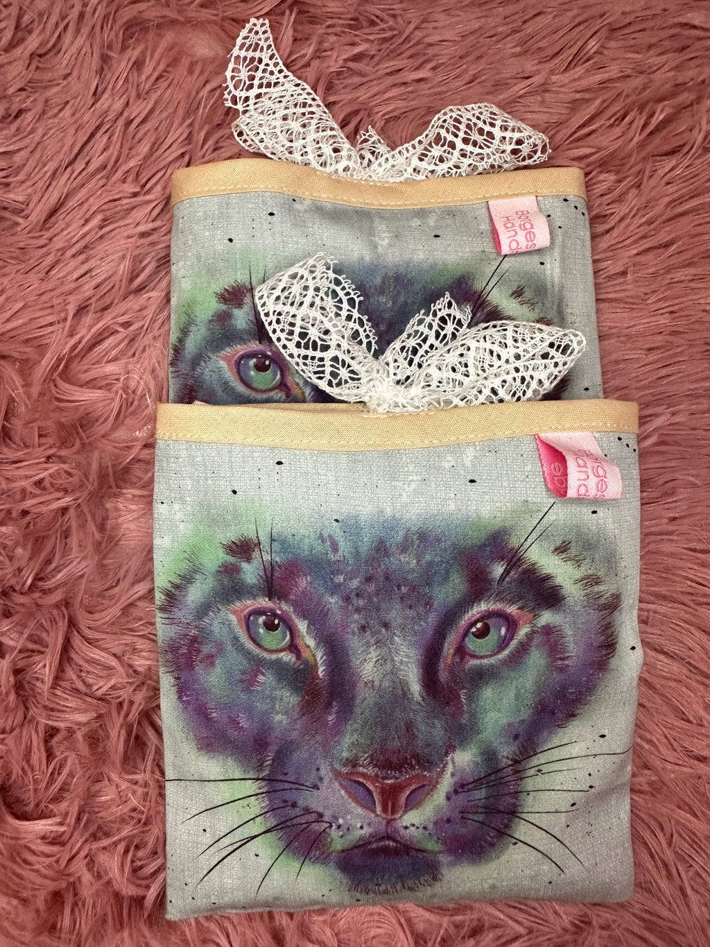 Traubenkern Pouch "Animals" Panther