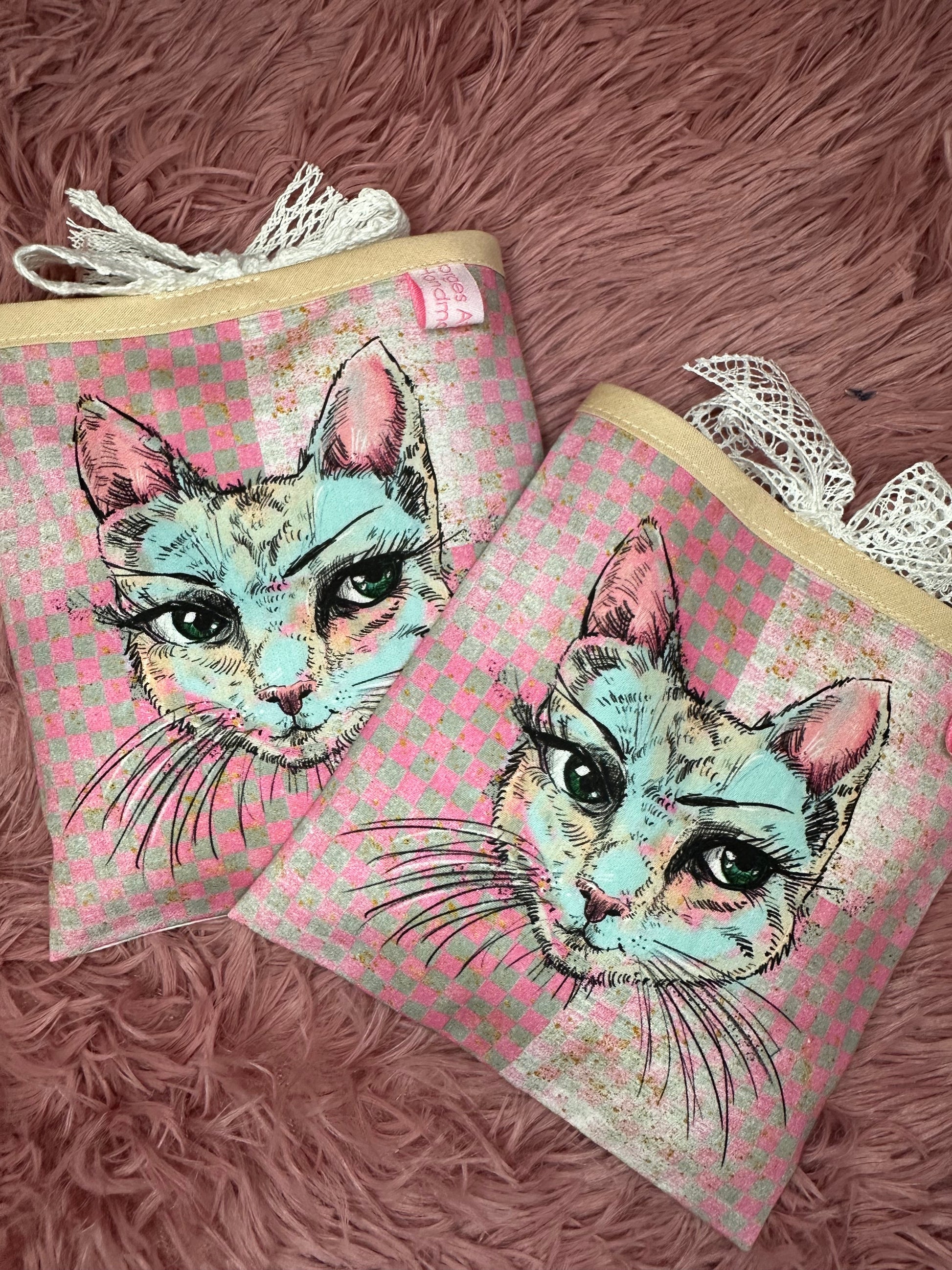 Traubenkern Pouch "Animals" Cats