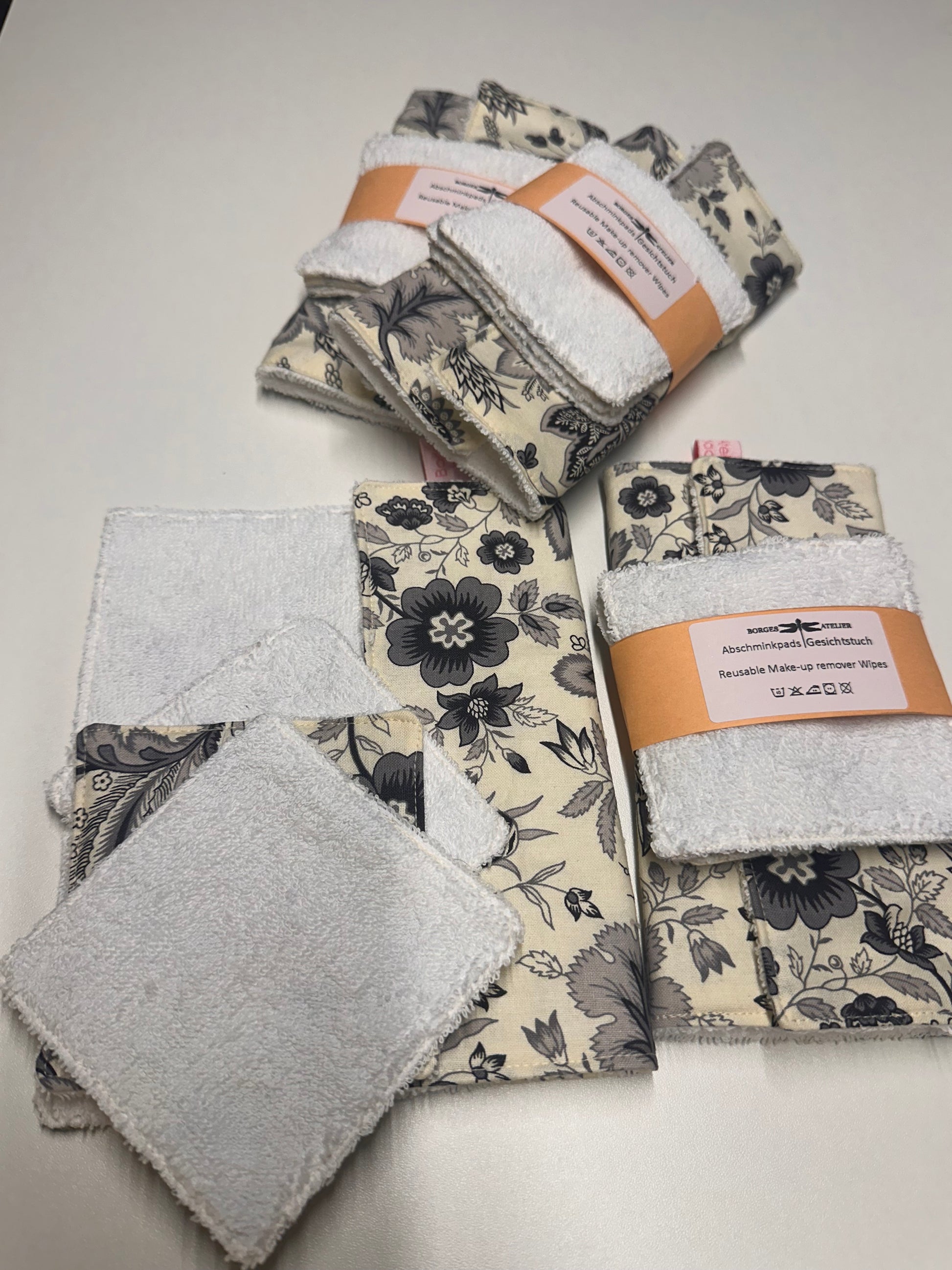 Reusable Make-Up Remover & Towel "Black Flowers"