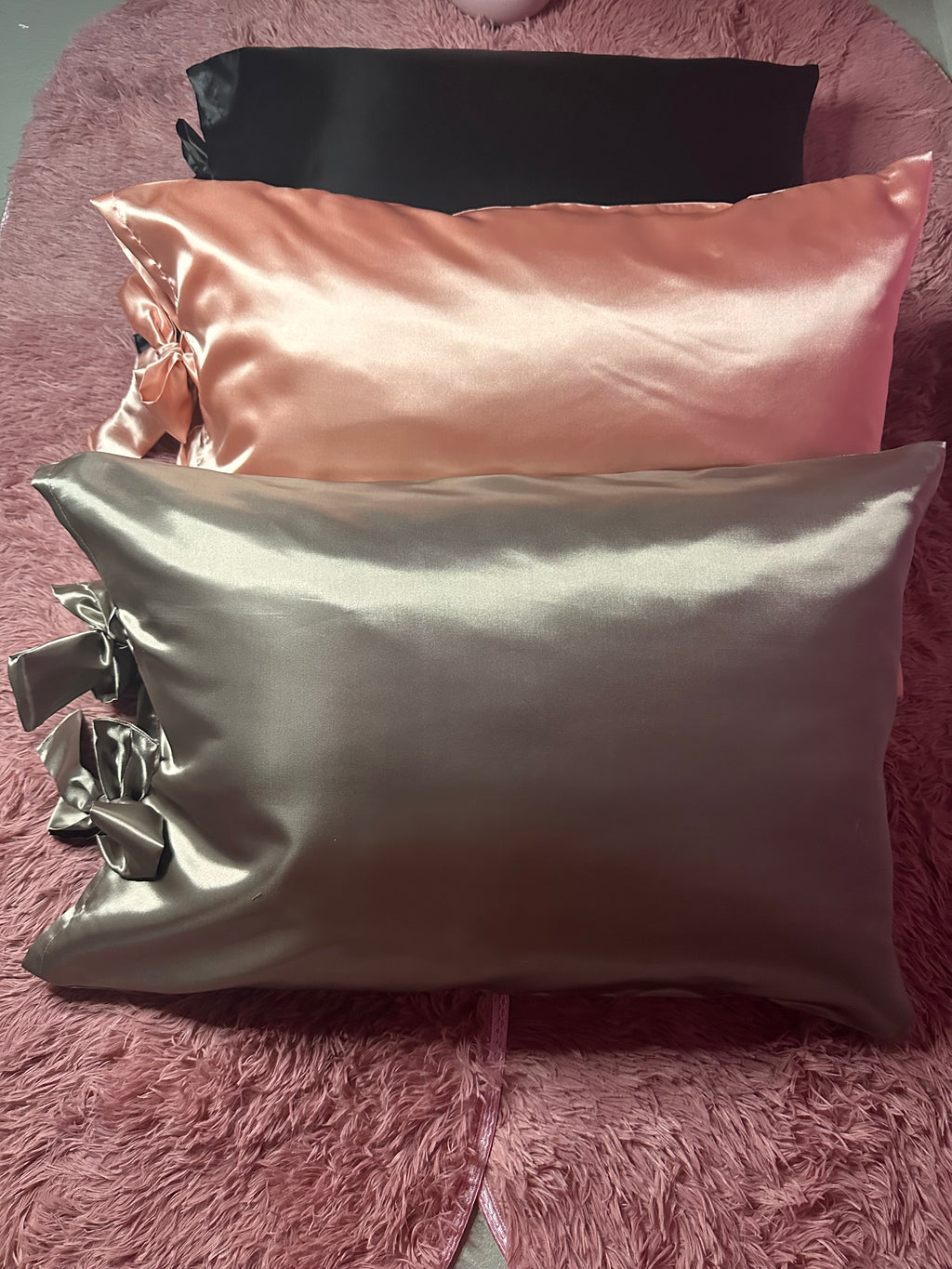 Satin Kissenbezug Schwarz - luxuriöser Schlaf für Haut & Haar